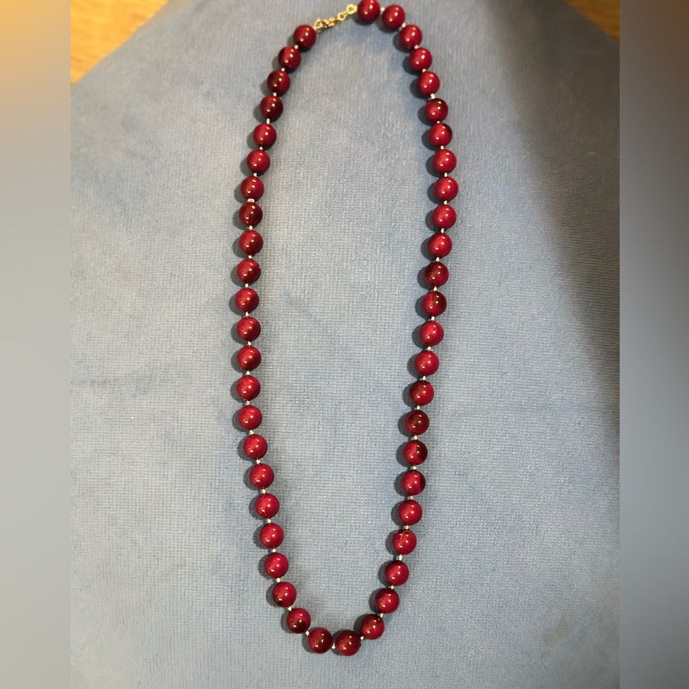 Elegant Red Beaded Necklace